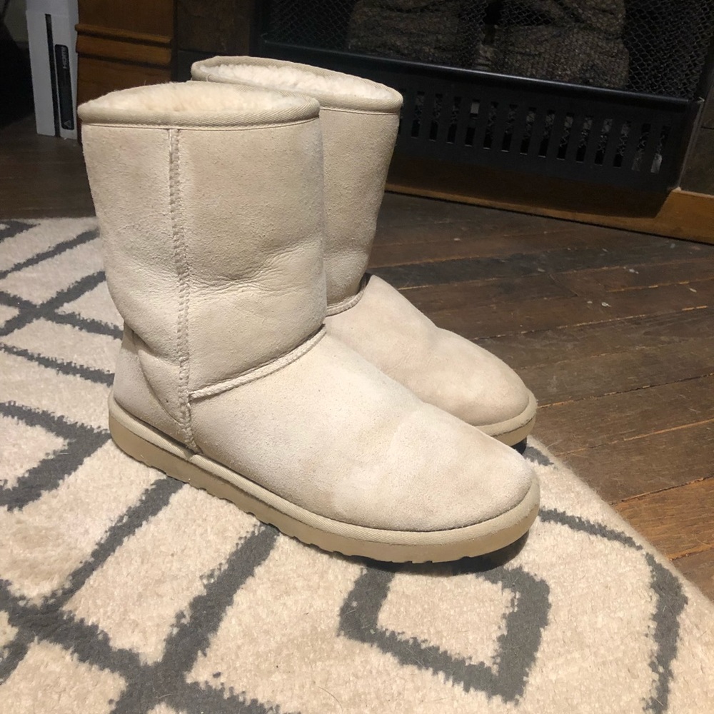 UGG Classic Short
